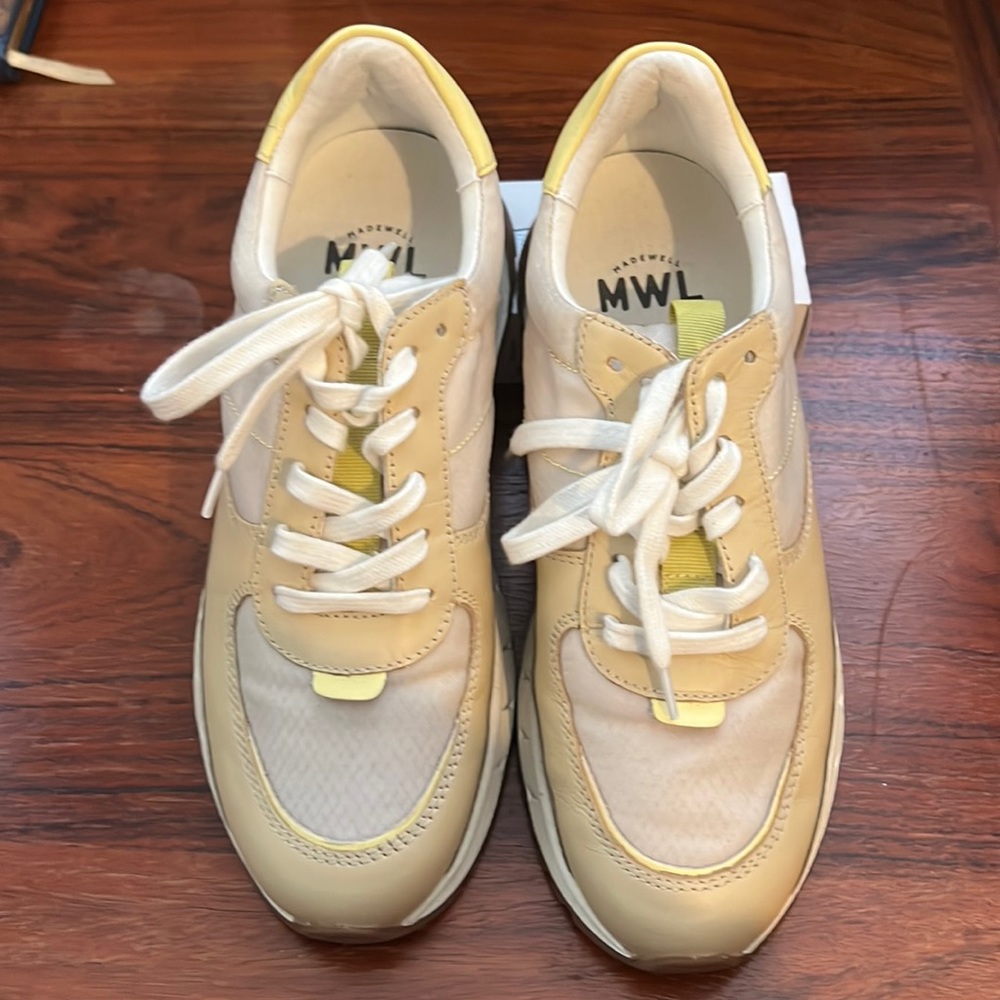 Madewell Sneakers Barely Worn.